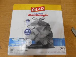 lot 173 image: Glad 20 Gal. ForceFlex MaxStrength X-Large Kitchen Drawstring Fresh Clean Scent with Febreze Trash Bags (80-Count)