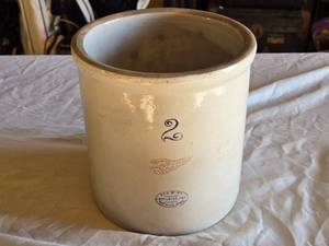 lot 4 image: Red Wing Pottery 2 Gallon Stoneware Crock