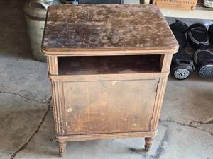 lot 10 image: Wooden Cabinet with Hinged Door and Open Shelf