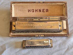 lot 24 image: Hohner Harmonica Set including Chromonica 64 and Marine Band