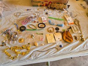 lot 64 image: Mixed Jewelry Lot including Necklaces, Bracelets, and Beads