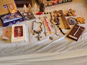 lot 73 image: Religious Items Collection including Crosses, Rosaries, and Figurines