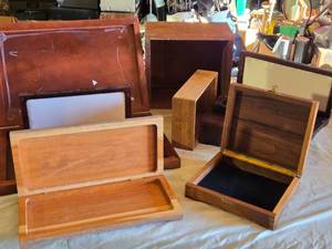 lot 74 image: Wooden Display, Jewelry and Storage Boxes Assortment