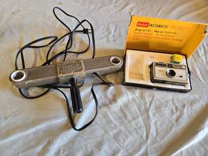 lot 142 image: Powellite Model 20 Alum-a-Wate with Kodak Instamatic 104