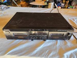 lot 158 image: Sony Model TC-WR550Z Stereo Cassette Deck