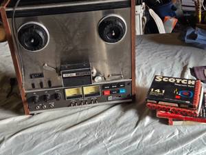 lot 178 image: TEAC A-3300SX-2T Stereo Tape Deck with Scotch Magnetic Tape