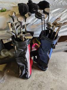 lot 189 image: Spalding and Dunlop Golf Club Bags with Various Clubs