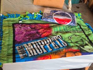 lot 237 image: Muppets Fleece Blanket and Pepsi Beach Towel Lot