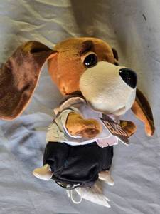 lot 274 image: Gemmy Platinum Edition Elvis Presley Dog Plush Toy