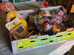 lot 276 image: Ronald McDonald and McDonalds Happy Meal Toy Collection including Ty