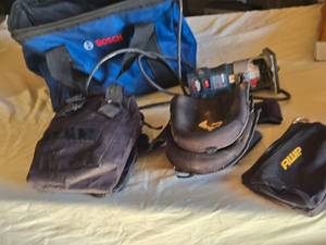 lot 334 image: Bosch Colt Palm Router PR20EVS and Accessories