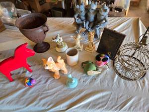 lot 399 image: Assorted Decorative Figurines and Collectibles Lot including Bird Cage, Horse, Frog Sculpture, and More