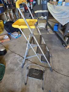 lot 426 image: Cosco Step Ladder with Small Step Stool