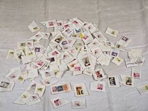 lot 488 image: Lot of Vintage Postage Stamps