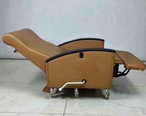lot 6 image: MSRP $3,500 IOA Bariatric Healthcare Patient Recliner  600lb Capacity, Full Recline, Integrated Leg Rest, Heavy-Duty Locking Casters  Clinical  Infusion  Recovery Chair