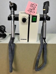 lot 34 image: Welch Allyn 74710 Ophthalmoscope Otoscope Wall-Mounted Transformer - Convenient Handle-Based Rheostats, Automatic OnOff Sensors, Offers Stable Power - Great Condition
