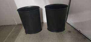 lot 13 image: Two Trash Cans