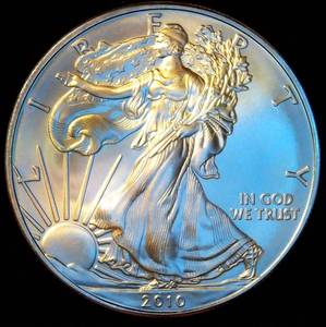 lot 16 image: Gem BU 2010 US Silver Eagle Dollar