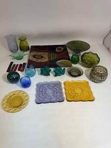 lot 88 image: Large Lot of Colored Glass