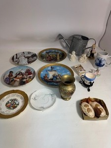 lot 92 image: Miscellaneous Vintage Lot