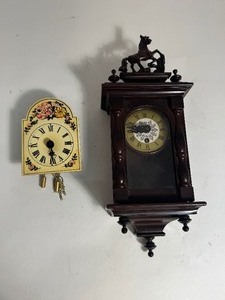 lot 95 image: Vintage Germany Clocks