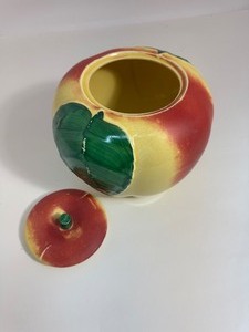 Hull Blushing Apple Cookie Jar