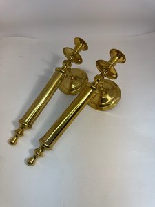 lot 15 image: Set of (2) Vintage Brass Wall Sconce Candle holders
