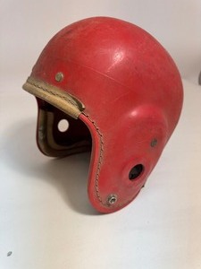 lot 28 image: 1960s Spaulding Titanite Youth Football Helmet