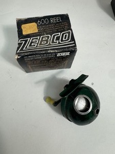 lot 49 image: Vintage reel With Box