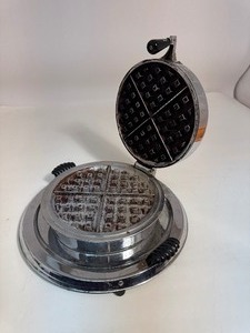lot 58 image: Manning Bowman Waffle Iron Maker
