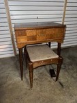 60s Singer Heavy Duty Sewing Machine in Walnut Wood - Works!