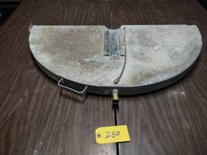 lot 280 image: Concrete Wall Saw Blade Guard, 36...