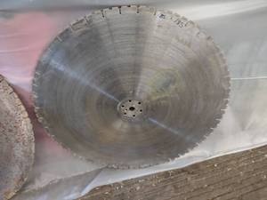 lot 185 image: Diamond Blade, 34x.220, Fits Concr...