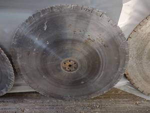 lot 187 image: Diamond Blade, 34x.220, Fits Concr...