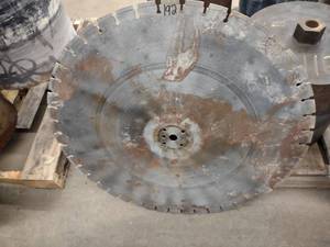 lot 192 image: Diamond Blade, 30x.220, Fits Concr...