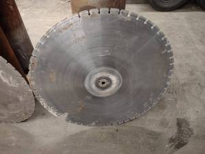 lot 201 image: Diamond Blade, 36x.187, Fits Concr...