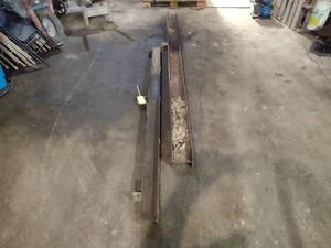 lot 403 image: (2) Beams, 6x12 & 4x8...