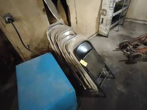 lot 409 image: (13) Folding Chairs...