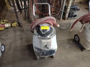 lot 347 image: Crusader WetDry Slurry Vac ...