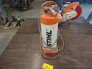 lot 360 image: Stihl Water Sprayer, 10 Liter...