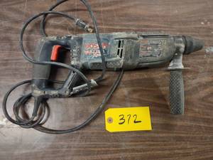 lot 372 image: Bosch Bulldog Extreme 11255VSR Roto...