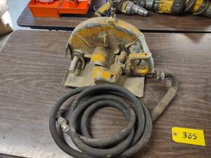 lot 385 image: Ingersoll Rand Air Hand Concrete Sa...