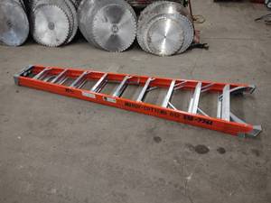 lot 418 image: Keller KPRO Fiberglass Step Ladder,...