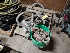 lot 464 image: CM 2 Ton Chain Hoist, Trolley, & Su...