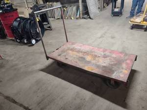 lot 466 image: Platform Cart, 30x60...
