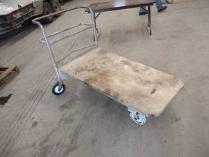 lot 467 image: Platform Cart, 24x57...