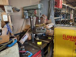 lot 502 image: Duracraft 17 Drill Press with Vise...
