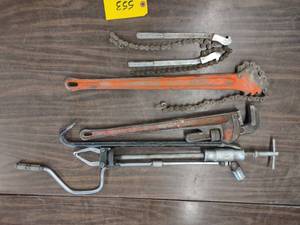 lot 553 image: Assorted Tools...