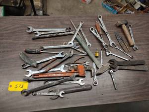 lot 573 image: Assorted Tools...