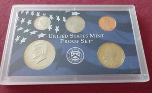 lot 15 image: 2008 Proof Coins